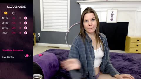 V - Read the bio please thanks. online show from 02.05.25