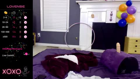 V - Read the bio please thanks. online show from 03.10.25