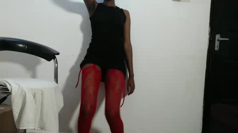 Amore online show from 02.20.25