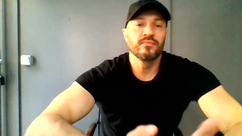 Snapshot of titan_heart chatting on 06.30.26 titan_heart online show from 06.30.26