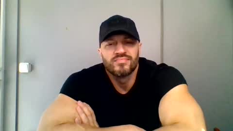 Snapshot of titan_heart chatting on 07.17.26 titan_heart online show from 07.17.26