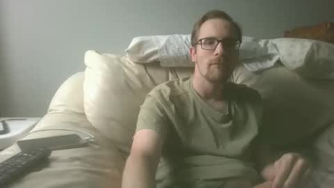 Snapshot of titlovercums chatting on 05.16.26 titlovercums online show from 05.16.26
