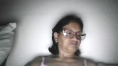 Snapshot of titssmall123 chatting on 06.18.26 Ester online show from 06.18.26