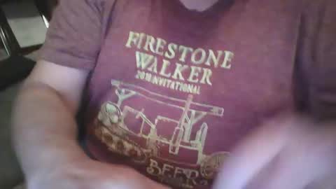 Snapshot of tittyloverr69 chatting on 05.21.26 tittyloverr69 online show from 05.21.26