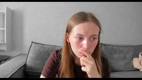 Snapshot of tixxxy chatting on 07.16.26 Maria online show from 07.16.26