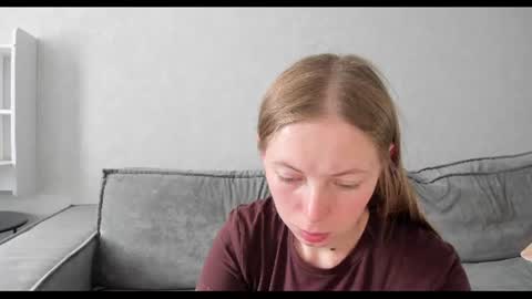 Snapshot of tixxxy chatting on 07.26.26 Maria online show from 07.26.26