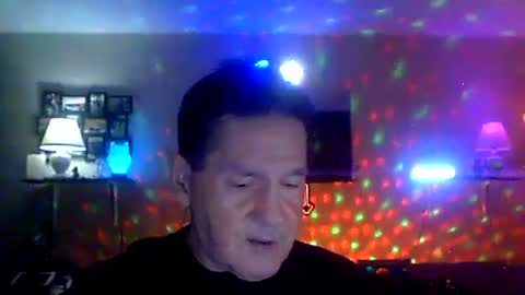 Snapshot of tkthedj chatting on 11.22.25 TK online show from 11.22.25