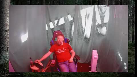 Snapshot of tmosmun chatting on 11.01.25 Tim online show from 11.01.25