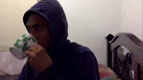 Snapshot of tnptlhvgyqcy chatting on 10.29.25 DESTROY.S online show from 10.29.25