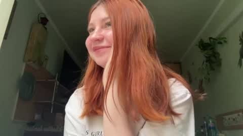 Snapshot of tobybroxton chatting on 05.12.26 Emma online show from 05.12.26