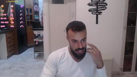 Snapshot of todd_dantes chatting on 02.05.25 Todd online show from 02.05.25