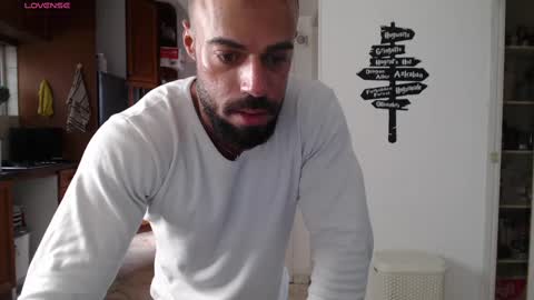 Snapshot of todd_dantes chatting on 03.09.25 Todd online show from 03.09.25