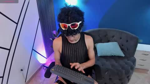 todoroki_g online show from 11.17.25