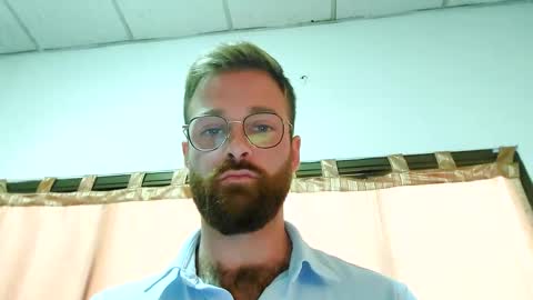 Snapshot of toffbuck chatting on 01.22.25 ToffBuck online show from 01.22.25