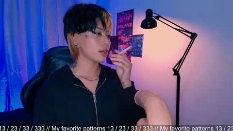 Snapshot of tokyo_blues chatting on 05.30.26 Halsey Sofii online show from 05.30.26