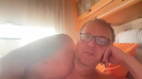 Snapshot of tom6644 chatting on 06.26.26 Tom online show from 06.26.26