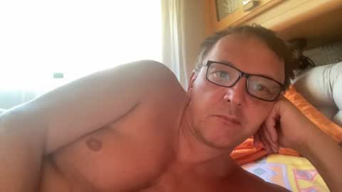 Snapshot of tom6644 chatting on 07.12.26 Tom online show from 07.12.26