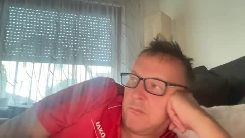 Snapshot of tom6644 chatting on 07.23.26 Tom online show from 07.23.26
