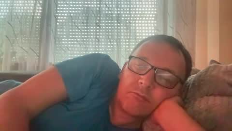 Snapshot of tom6644 chatting on 08.05.26 Tom online show from 08.05.26
