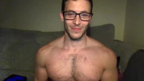 Snapshot of tom90ukx chatting on 02.04.25 tom90ukx online show from 02.04.25