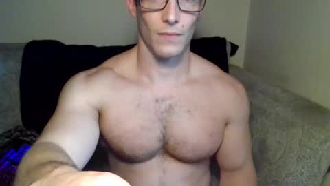 Snapshot of tom90ukx chatting on 10.25.25 tom90ukx online show from 10.25.25