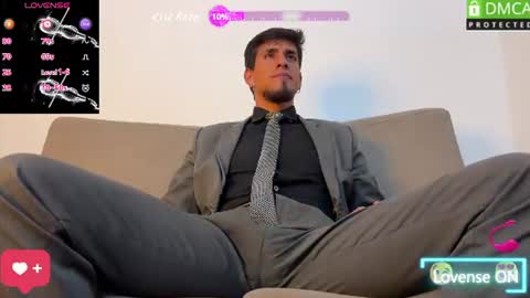 Snapshot of tom_blunt96 chatting on 07.05.26 TOM online show from 07.05.26