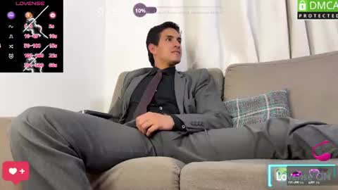 Snapshot of tom_blunt96 chatting on 07.17.26 TOM online show from 07.17.26