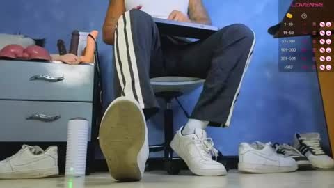 Snapshot of tom_brown12 chatting on 07.20.26 Tom online show from 07.20.26