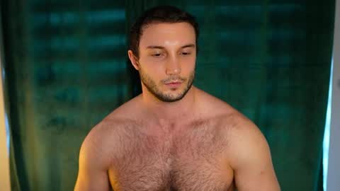 Tom online show from 04.12.26