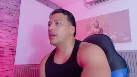 Tom muscle1 online show from 03.16.26