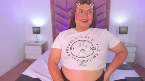 Snapshot of tom_silver_ chatting on 01.31.25 Tom Silver online show from 01.31.25