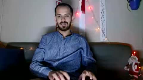 tomas gerauld. make me happy with 10000 tokens online show from 12.15.24