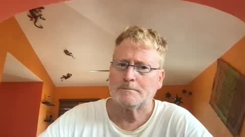 Hola online show from 10.20.25