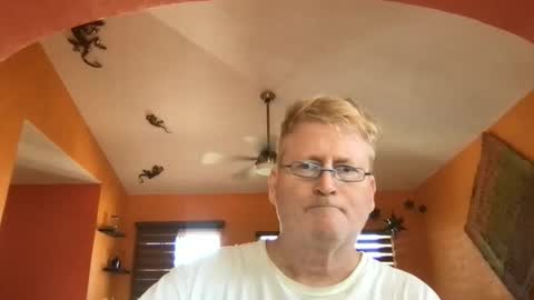 Hola online show from 10.29.25