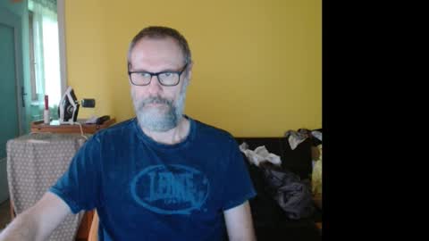 Snapshot of tomasmilian77 chatting on 10.22.25 Tomas Milian online show from 10.22.25