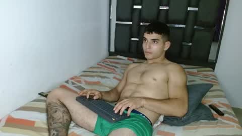 Snapshot of tomaz_18 chatting on 04.28.26 tomaz_18 online show from 04.28.26