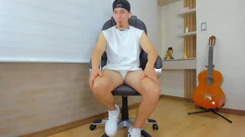 Tom Bardem online show from 12.13.25