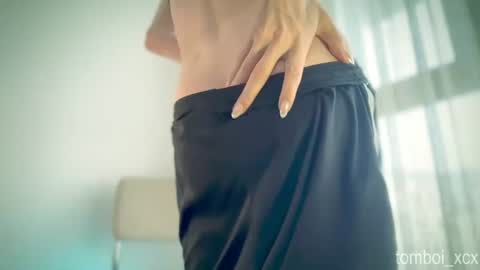 tomboiii online show from 07.08.26