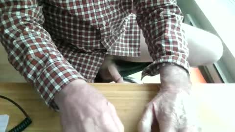 Snapshot of tombombadil_424242 chatting on 12.01.25 tombombadil_424242 online show from 12.01.25