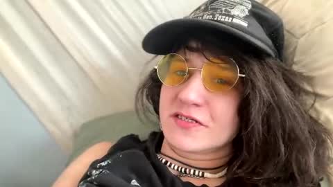 Snapshot of tomboy_titties chatting on 06.16.26 tomboy_titties online show from 06.16.26
