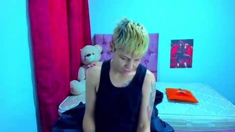 tomboygirl69 online show from 01.18.25