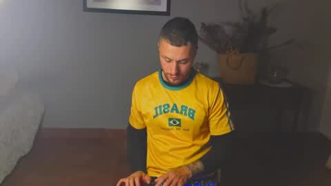 tomDavisXl online show from 04.01.26