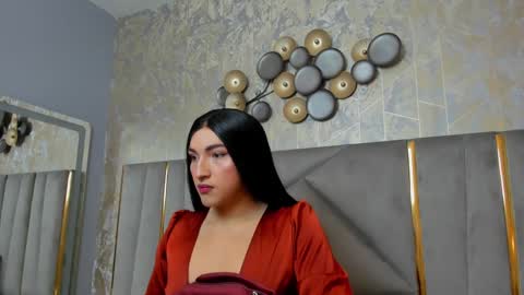 Snapshot of tomlondon_ chatting on 01.26.25   online show from 01.26.25