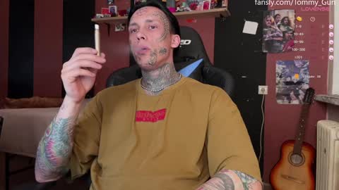 Snapshot of tommy__gun_ chatting on 12.19.24 Tommy and Katana online show from 12.19.24