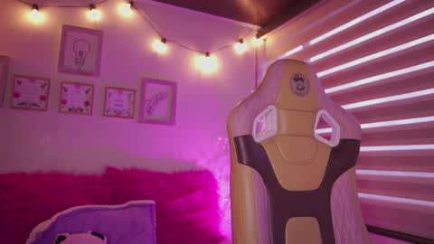 Blue  online show from 04.17.26