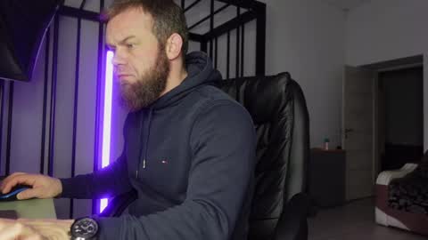  tommy burnzzz  online show from 03.04.25