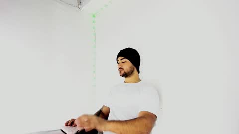 tommy_sccott online show from 09.18.25