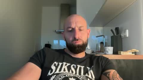 Thomas Fit online show from 09.10.25