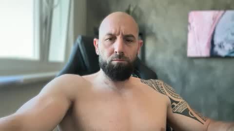 Thomas Fit online show from 06.04.26