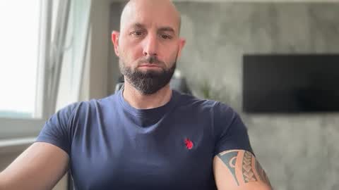 Thomas Fit online show from 06.10.26